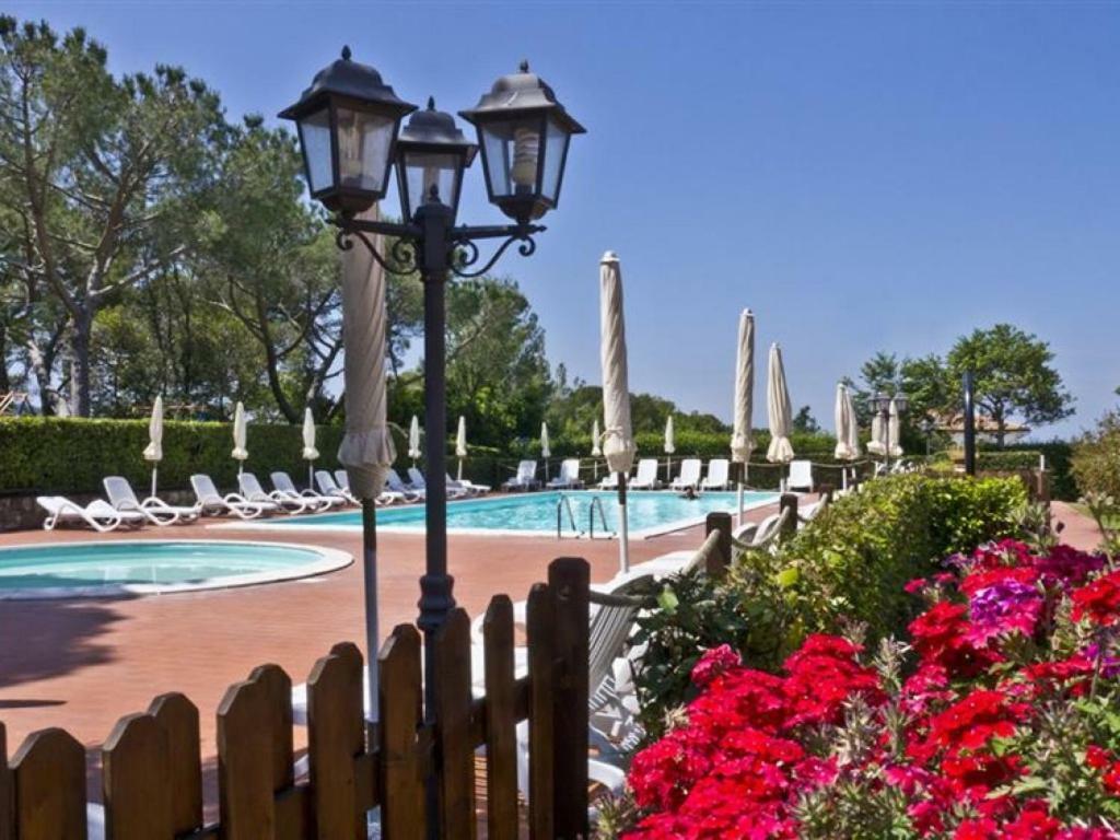 Villaggio Residence La Pieve di Pomaia Esterno foto